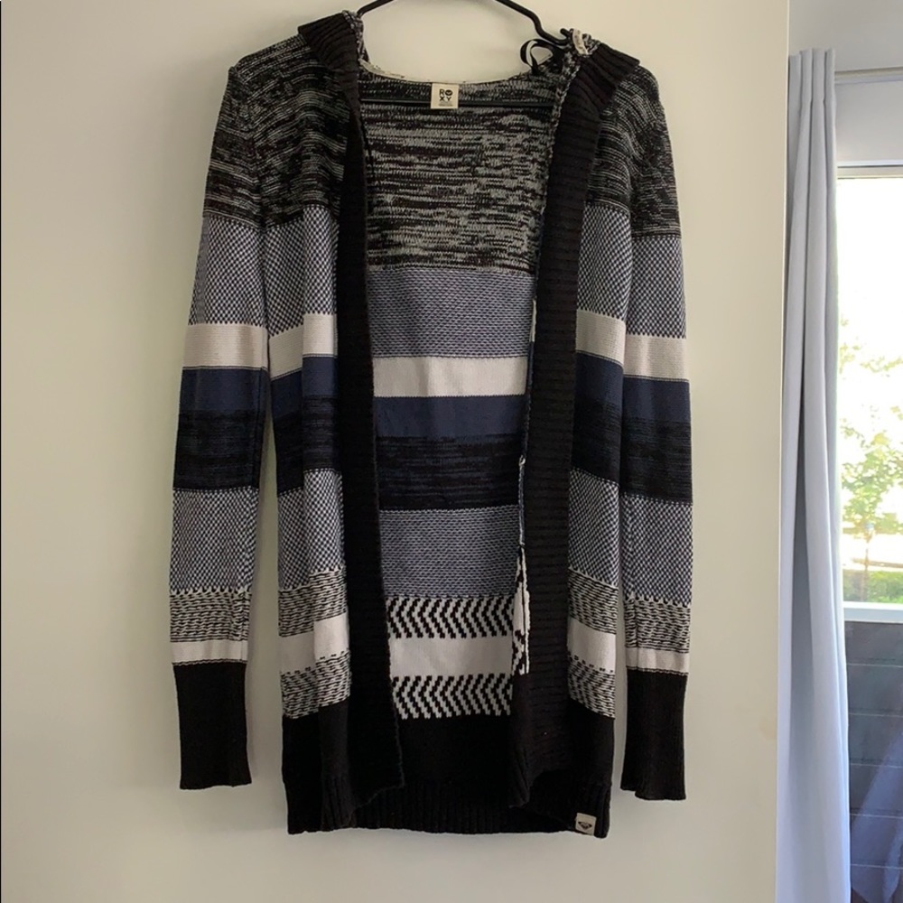 Blue/black patterned cardigan